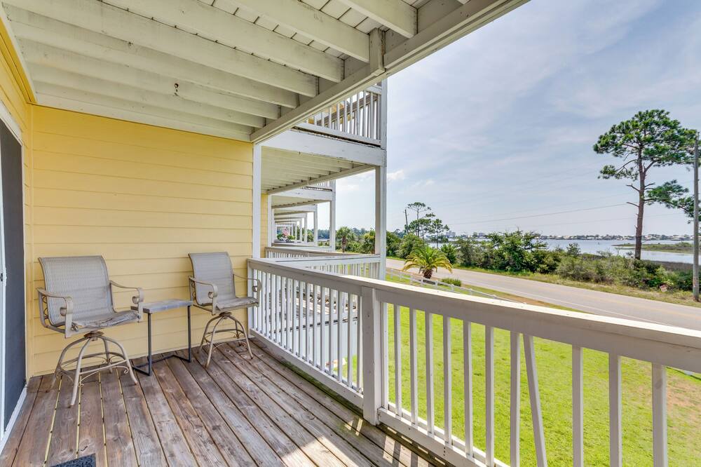 Photo of Patio Balcony in Innerarity Townhomes