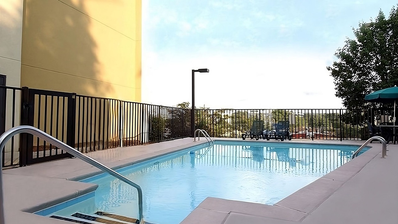 Photo of Outdoor in Buford Highway