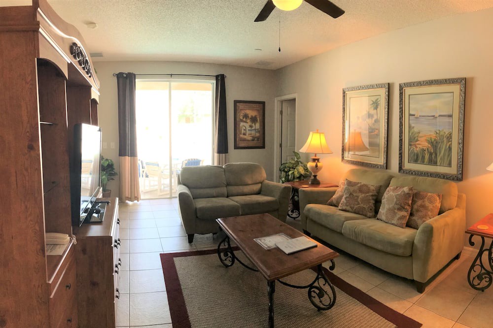 Photo of Livingroom in Sunset Ridge