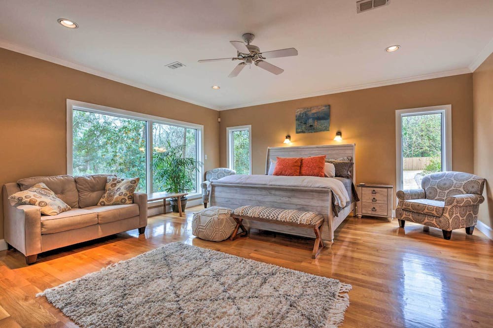Photo of Bedroom in Daphne