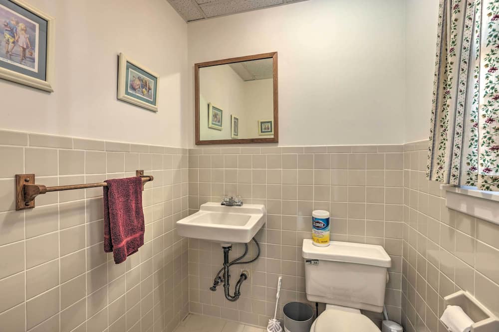 Photo of Bathroom in Wilsonville