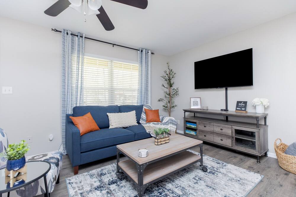 Photo of Bedroom in Perry