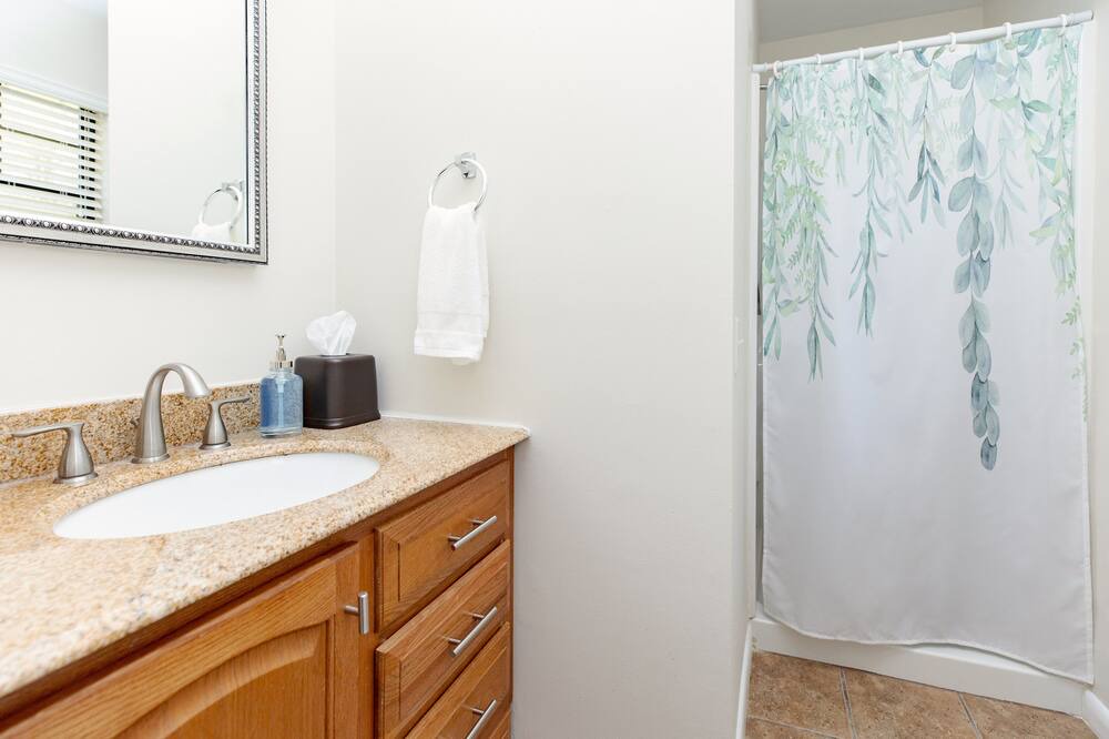 Photo of Bathroom in Perry