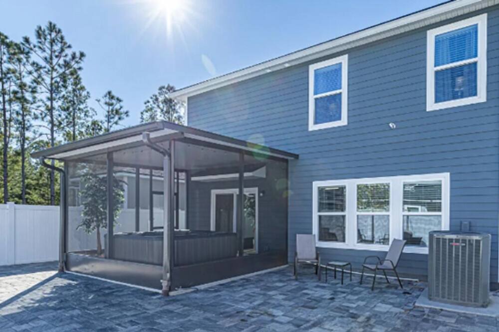 Photo of Outdoor in Westside