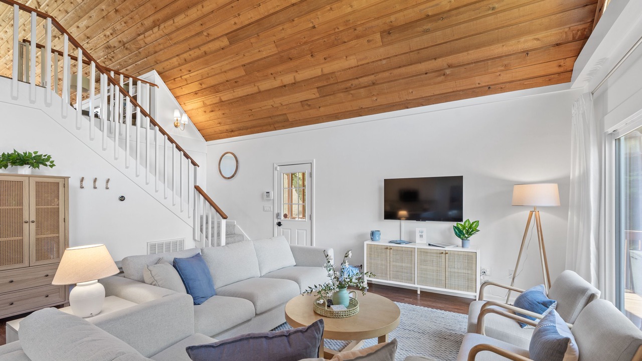 Photo of Livingroom in Eatonton