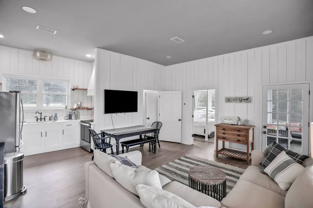 Photo of Livingroom in Nassau County