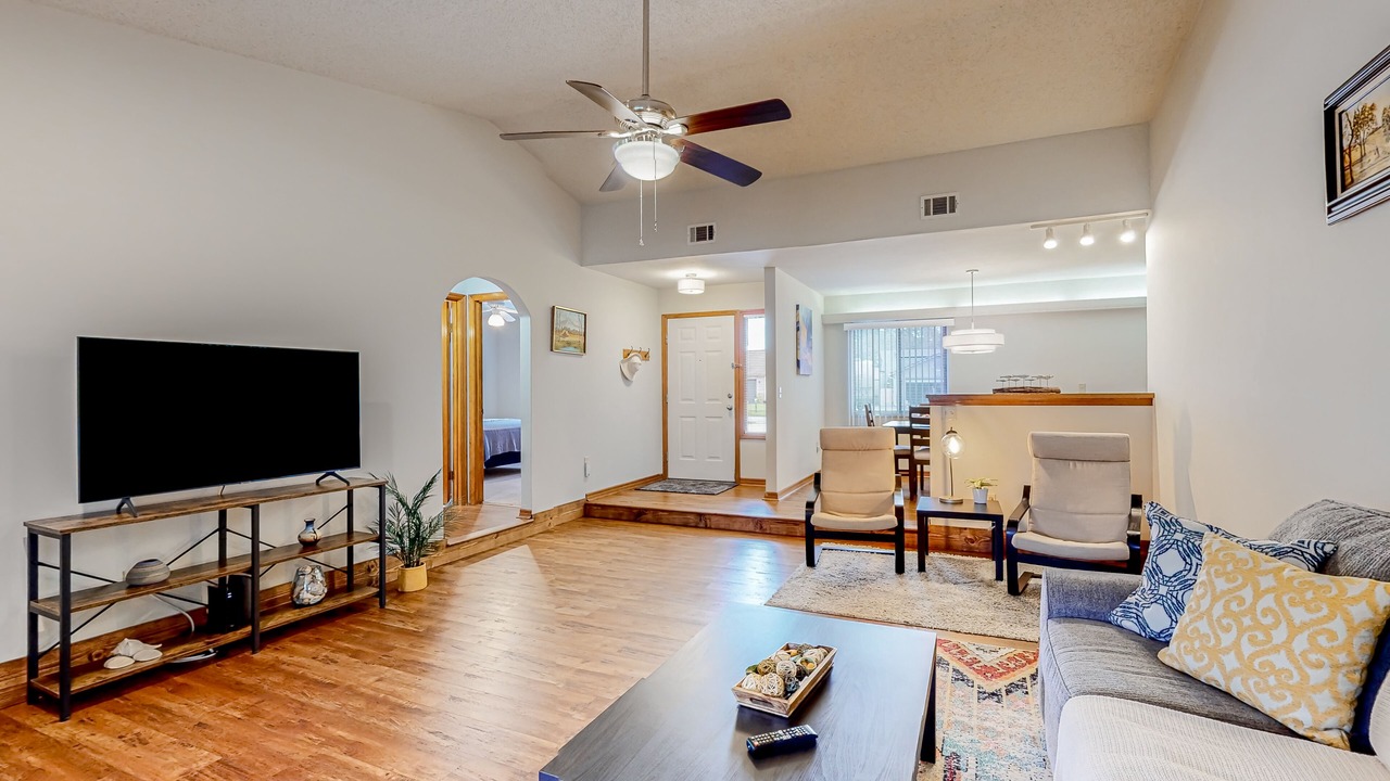 Photo of Livingroom in Hidden Lake