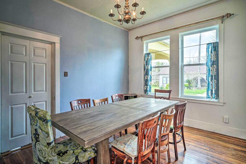 Photo of Bedroom in Mid City South