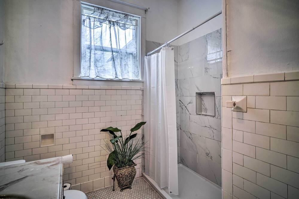 Photo of Bathroom in Mid City South