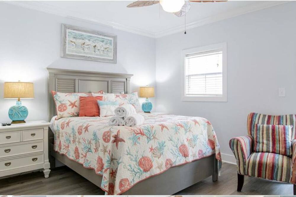 Photo of Bedroom in Ono Island