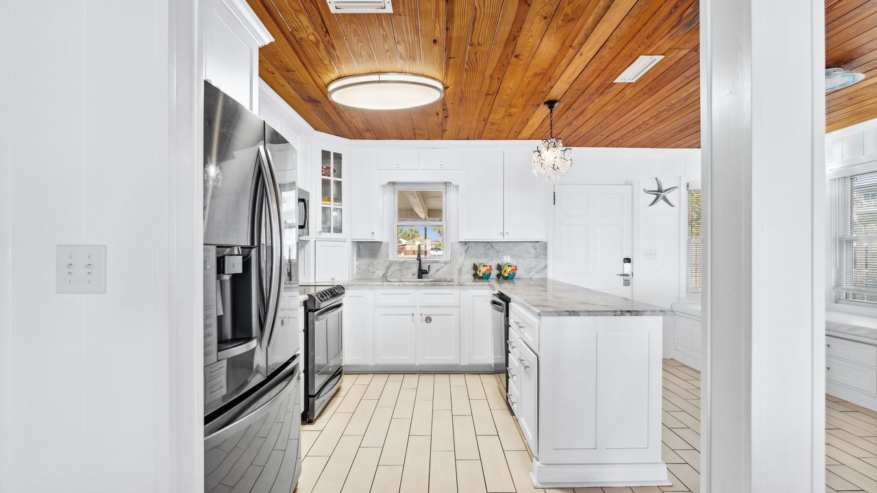 Photo of Kitchen in Kiska Beach