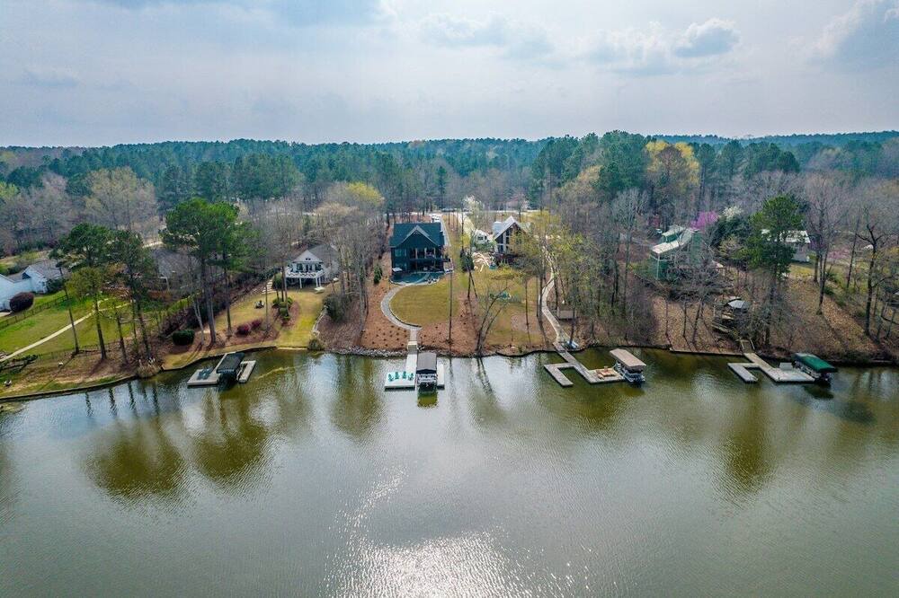 Photo of Others in Buckhead