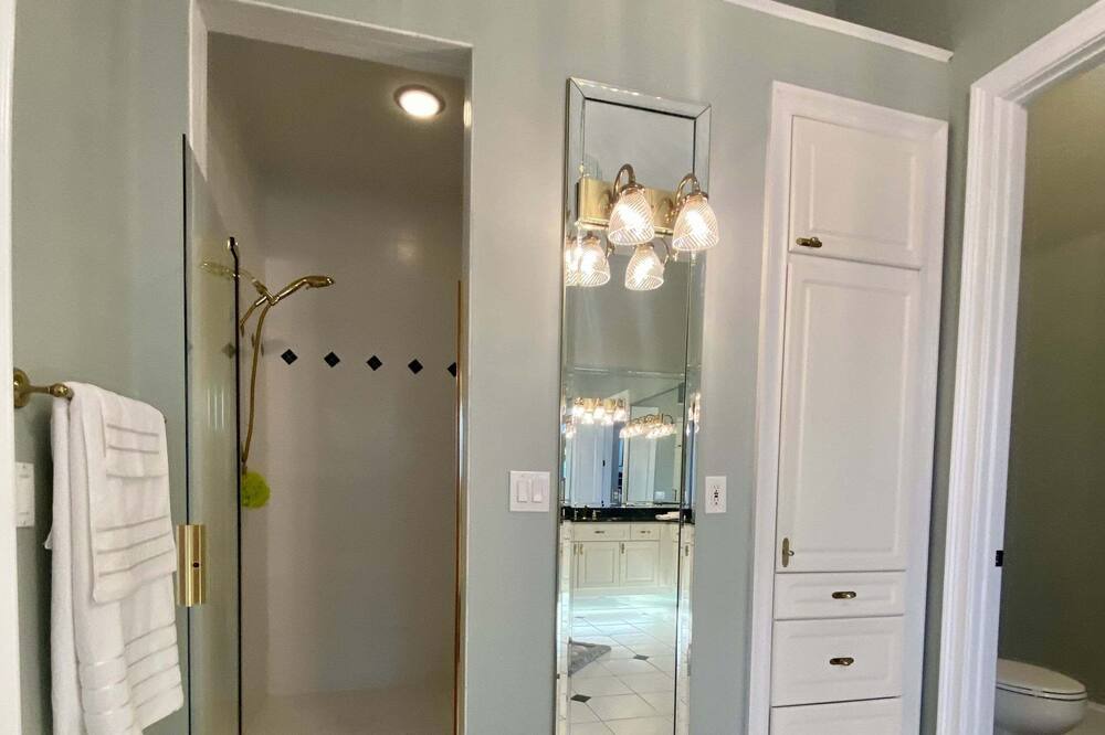 Photo of Bathroom in Mount Dora