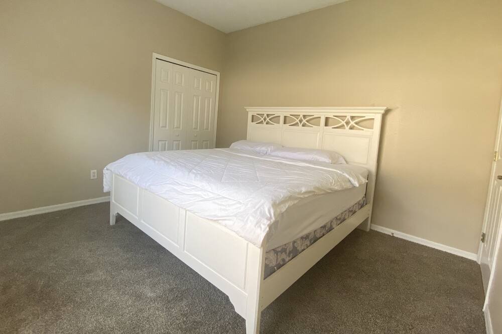 Photo of Bedroom in Winter Springs