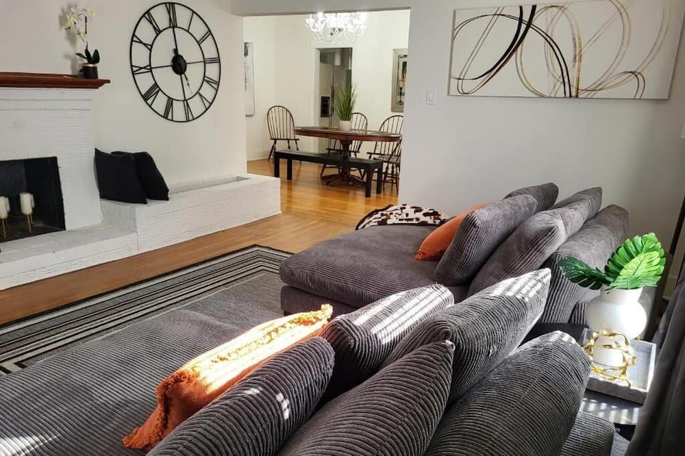 Photo of Livingroom in Birmingham