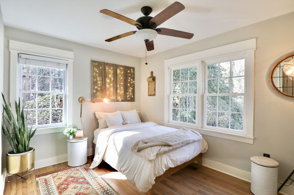 Photo of Bedroom in Atlanta