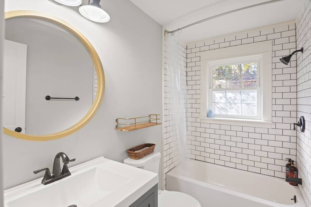 Photo of Bathroom in Atlanta