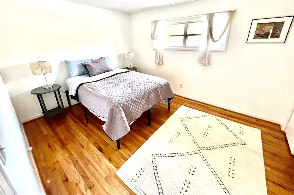 Photo of Bedroom in Spanish Fort