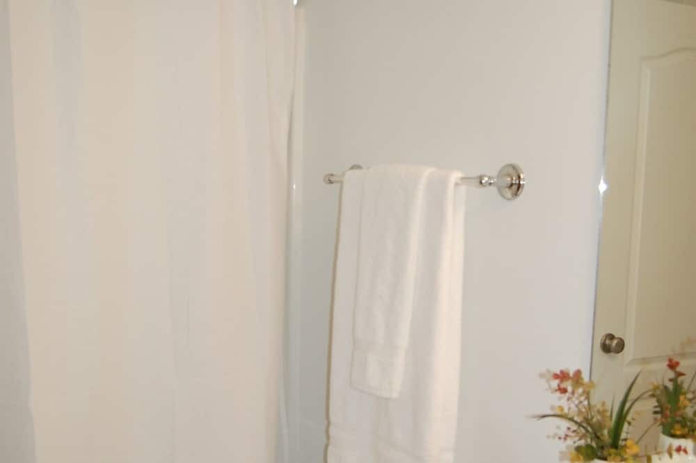 Photo of Bathroom in Alexander City