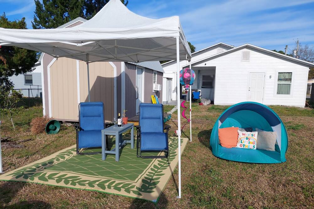 Photo of Outdoor in Edgewater