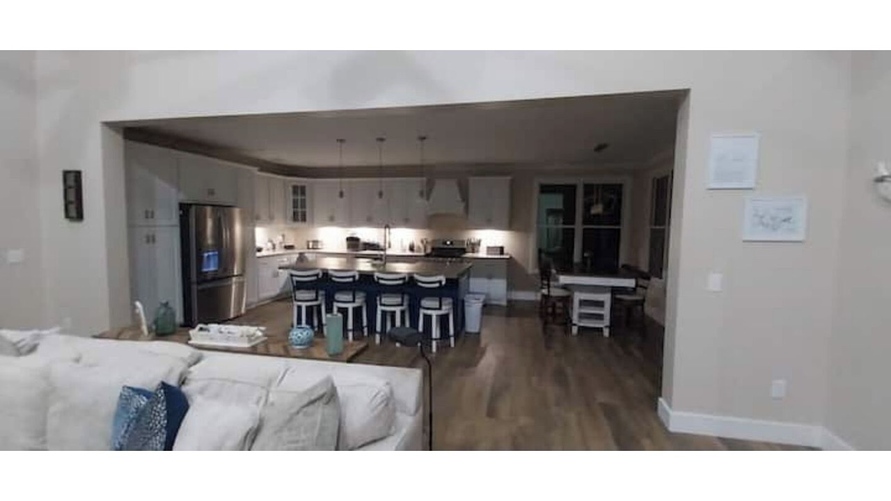 Photo of Livingroom in Jasper