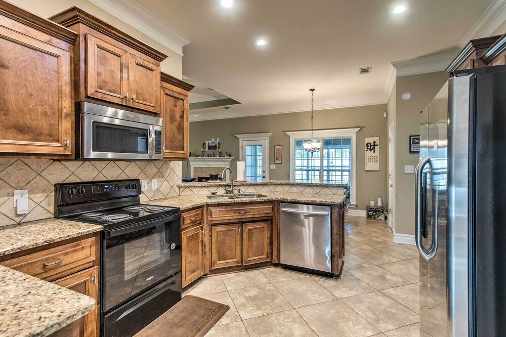 Photo of Kitchen in Valdosta