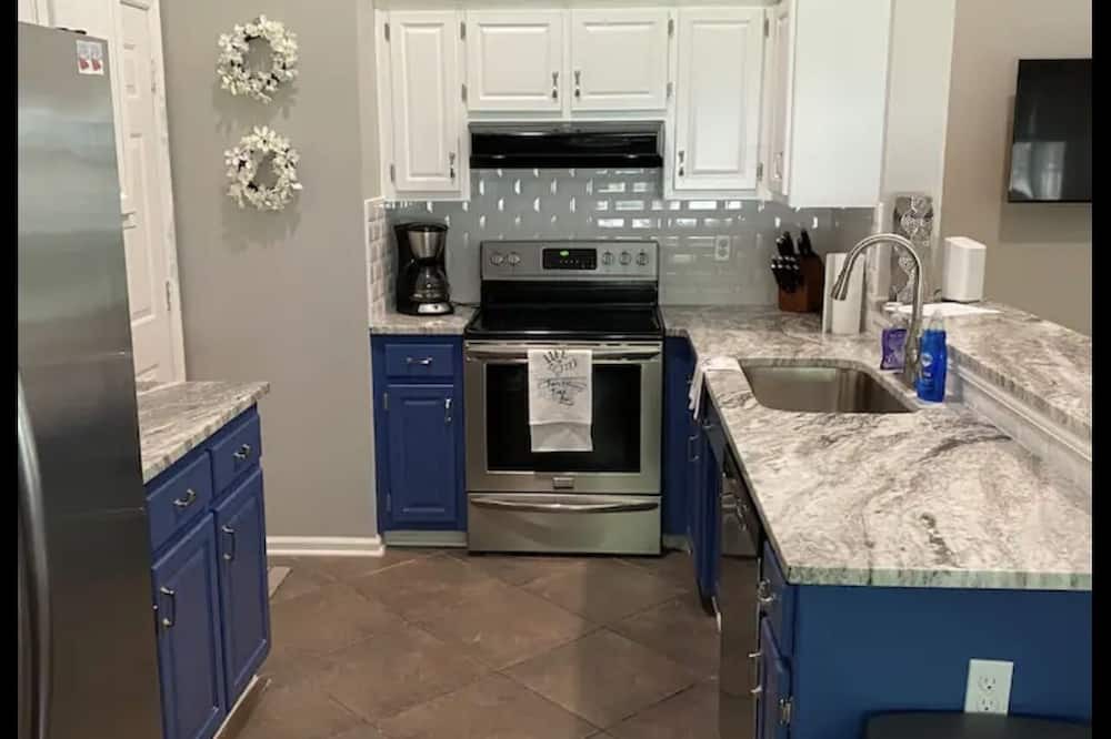 Photo of Kitchen in Winchester