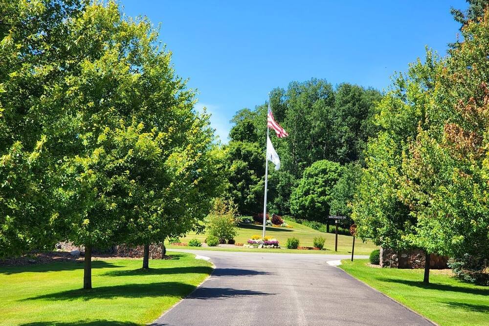 Photo of Others in Birchwood Farms