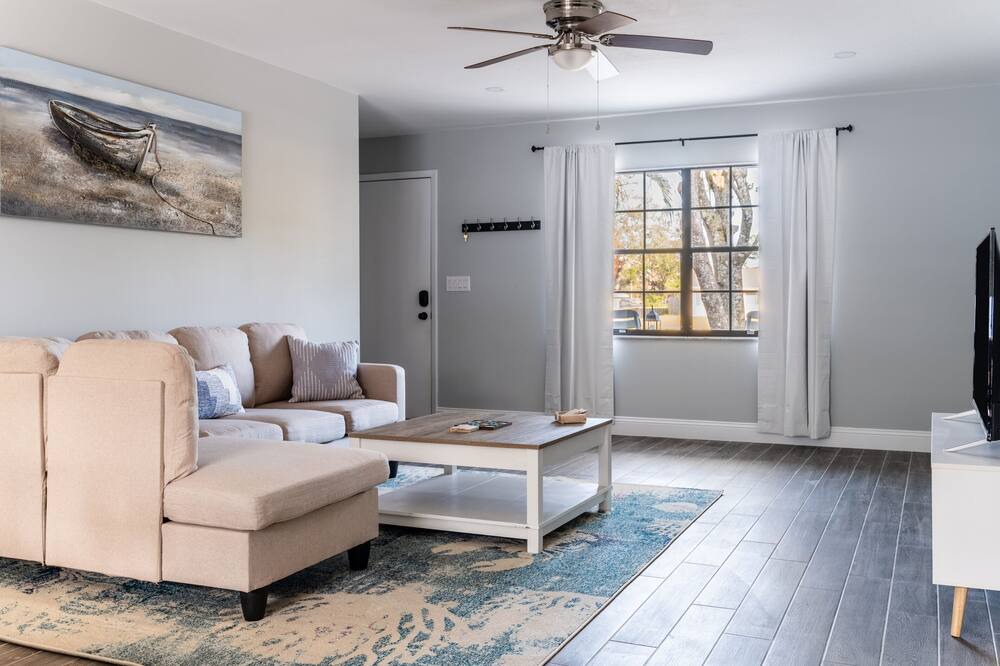 Photo of Livingroom in Saint Augustine Shores