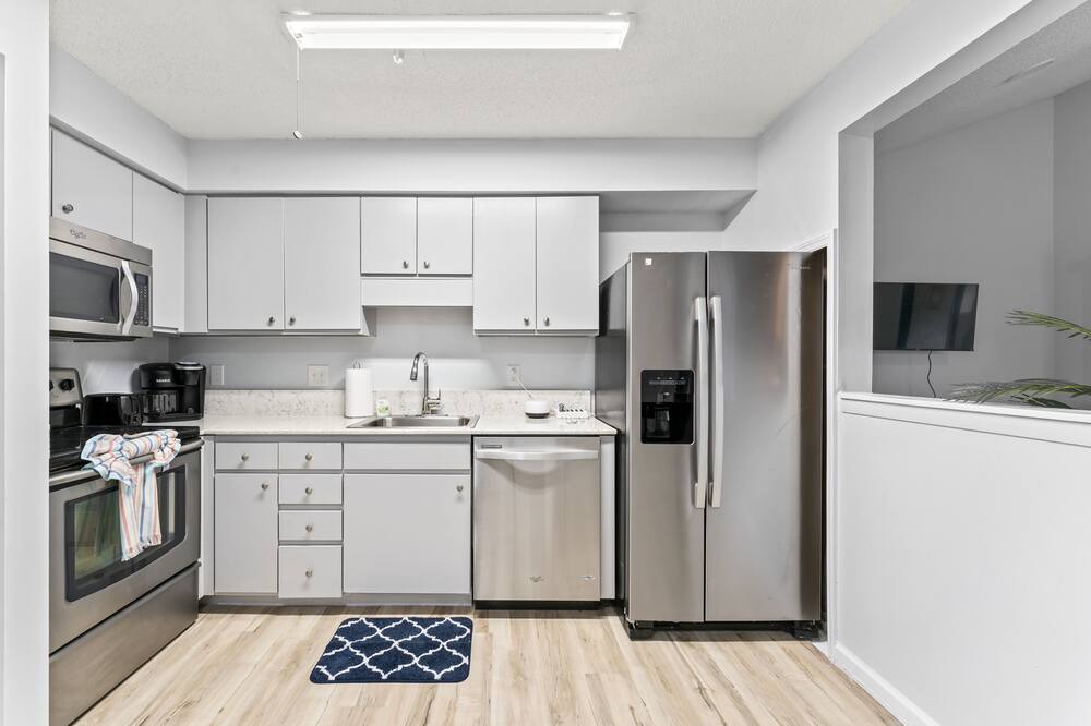 Photo of Kitchen in Sandalwood