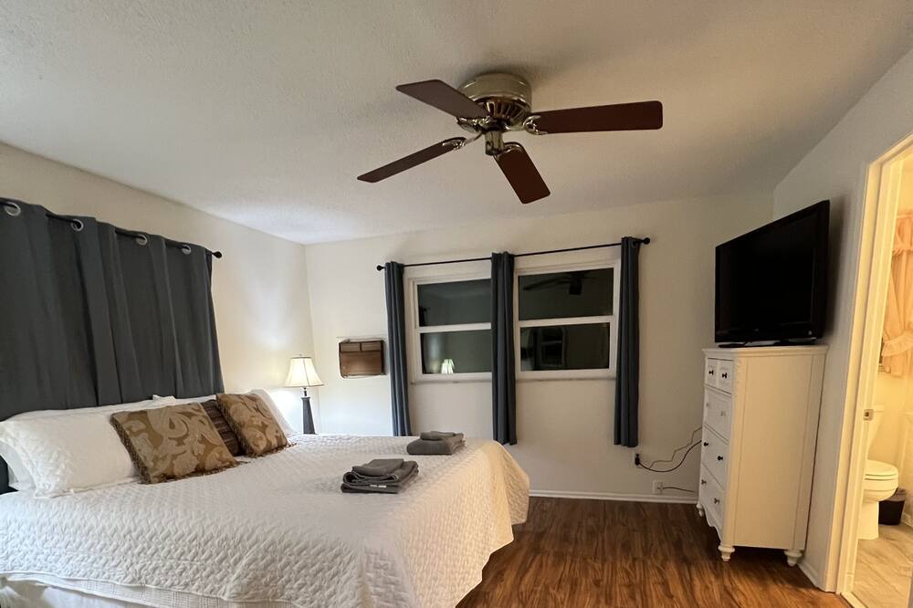 Photo of Bedroom in Saint Augustine Shores