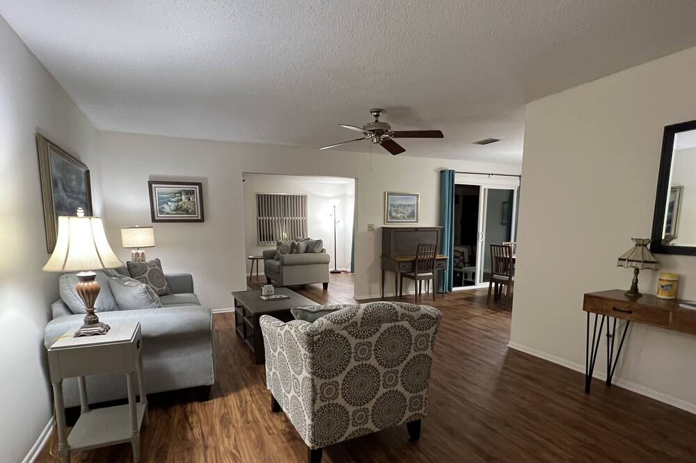Photo of Livingroom in Saint Augustine Shores