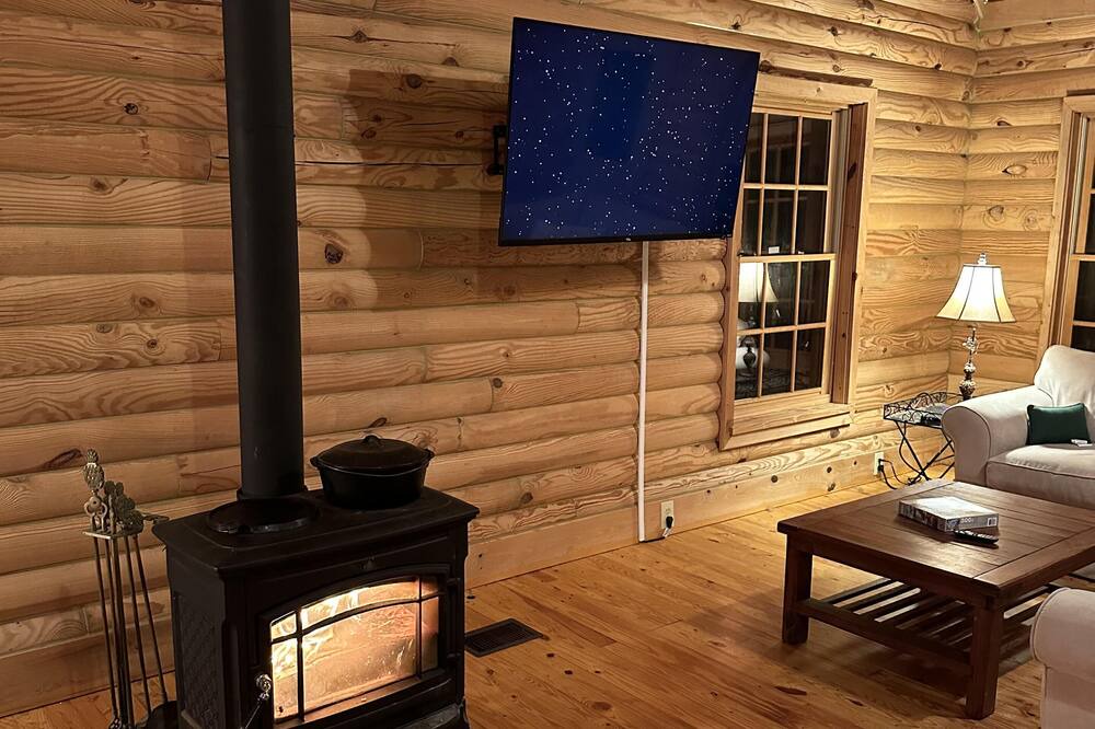 Photo of Livingroom in Crystal Springs
