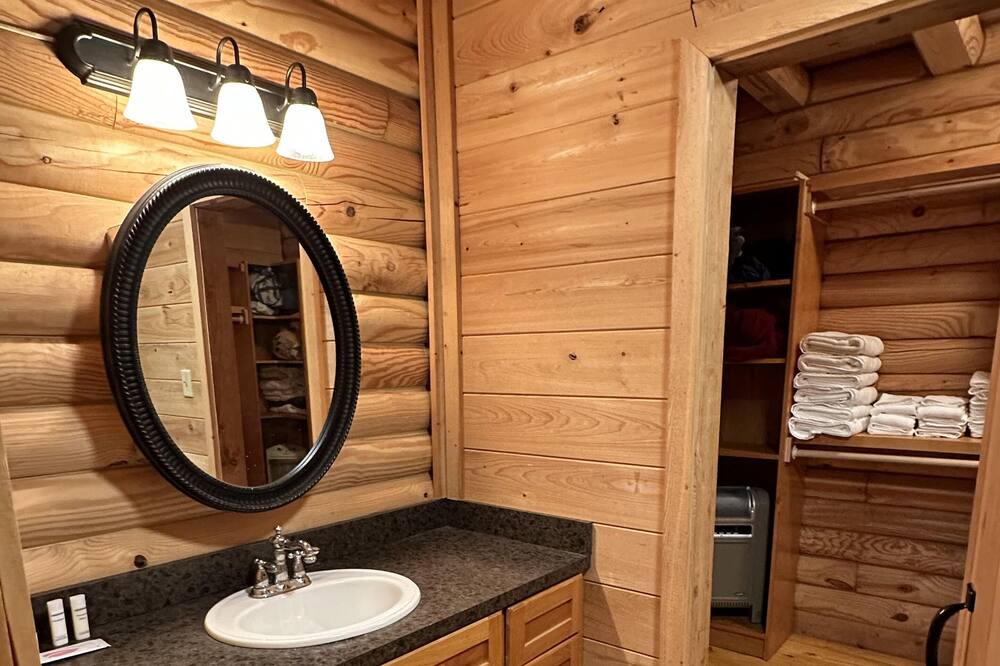 Photo of Bathroom in Crystal Springs