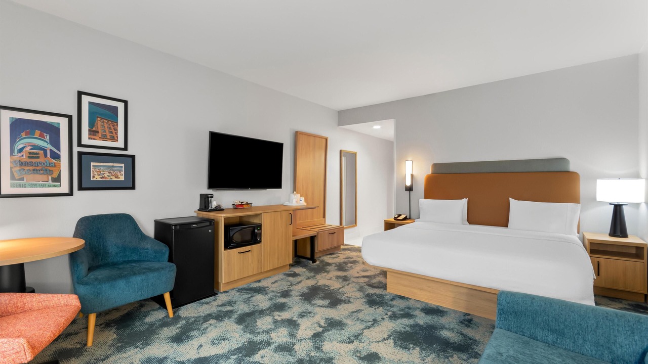 Photo of Bedroom in Northwest Pensacola