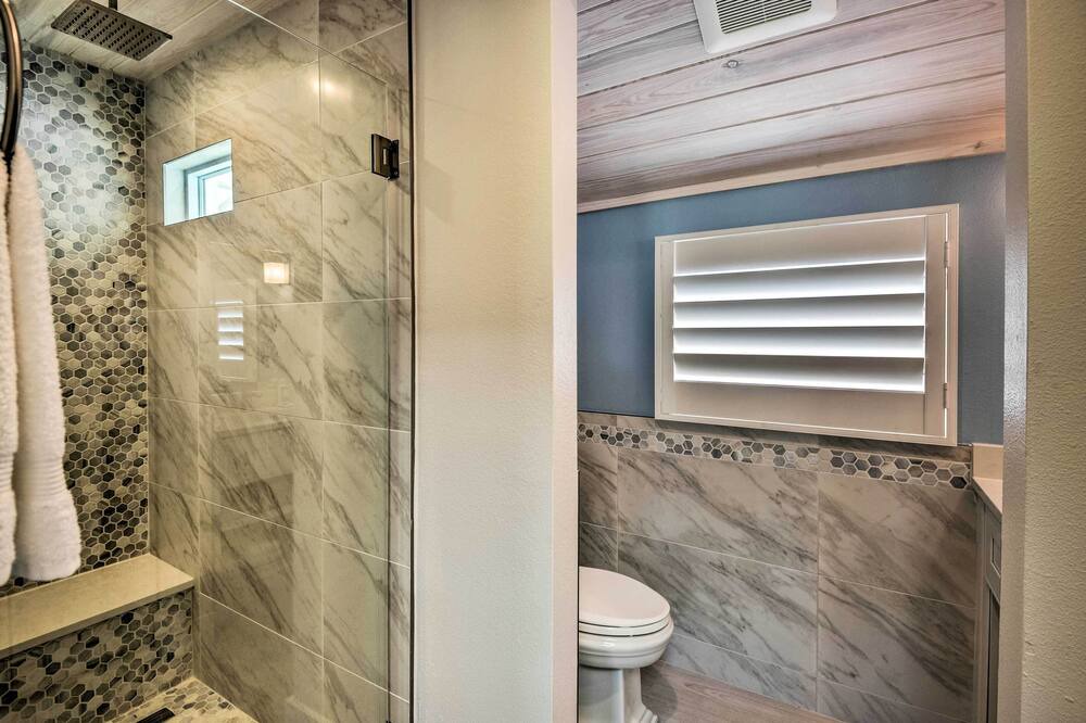 Photo of Bathroom in New Smyrna Beach