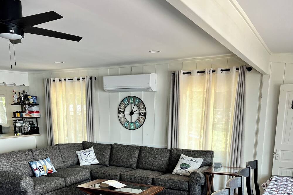 Photo of Livingroom in Baldwin