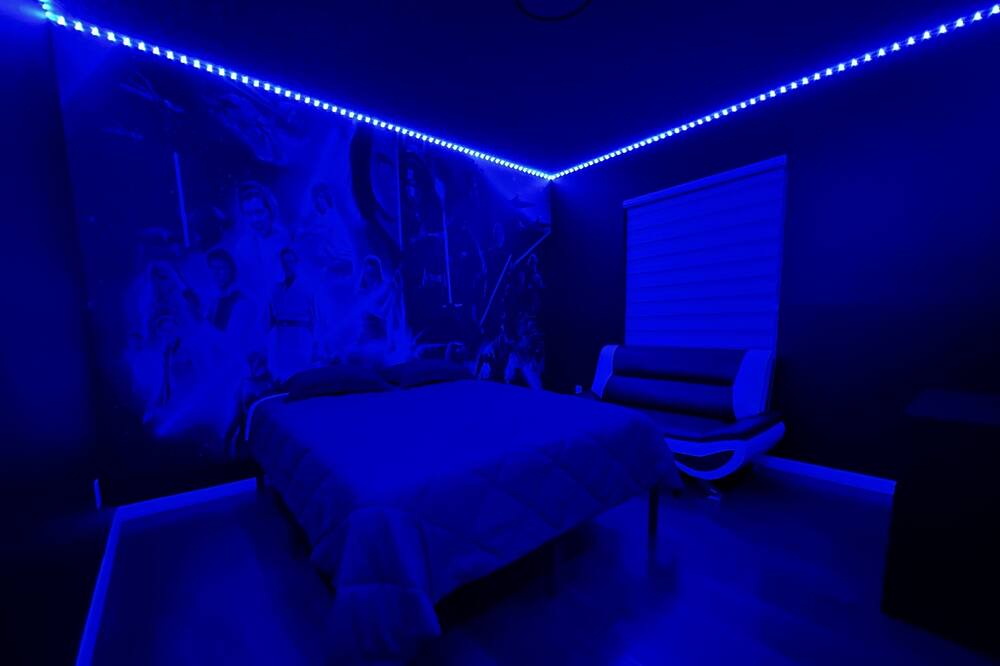 Photo of Bedroom in Sunset Ridge