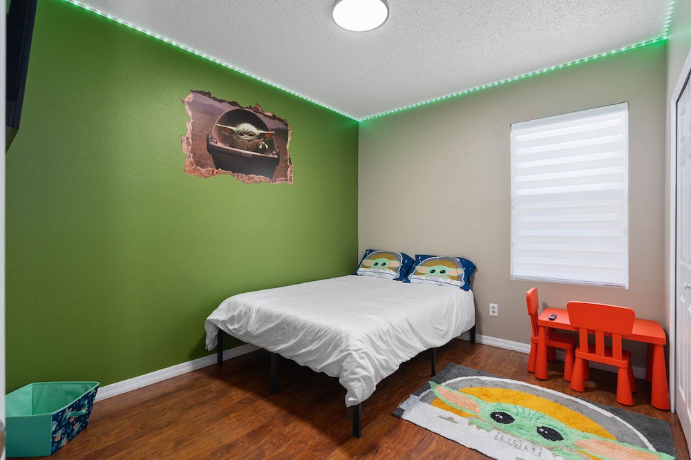 Photo of Bedroom in Sunset Ridge