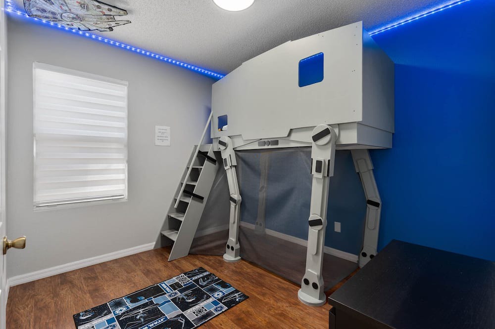 Photo of Bedroom in Sunset Ridge