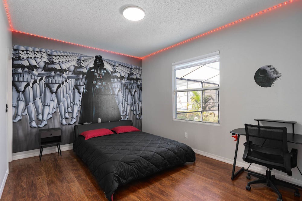 Photo of Bedroom in Sunset Ridge