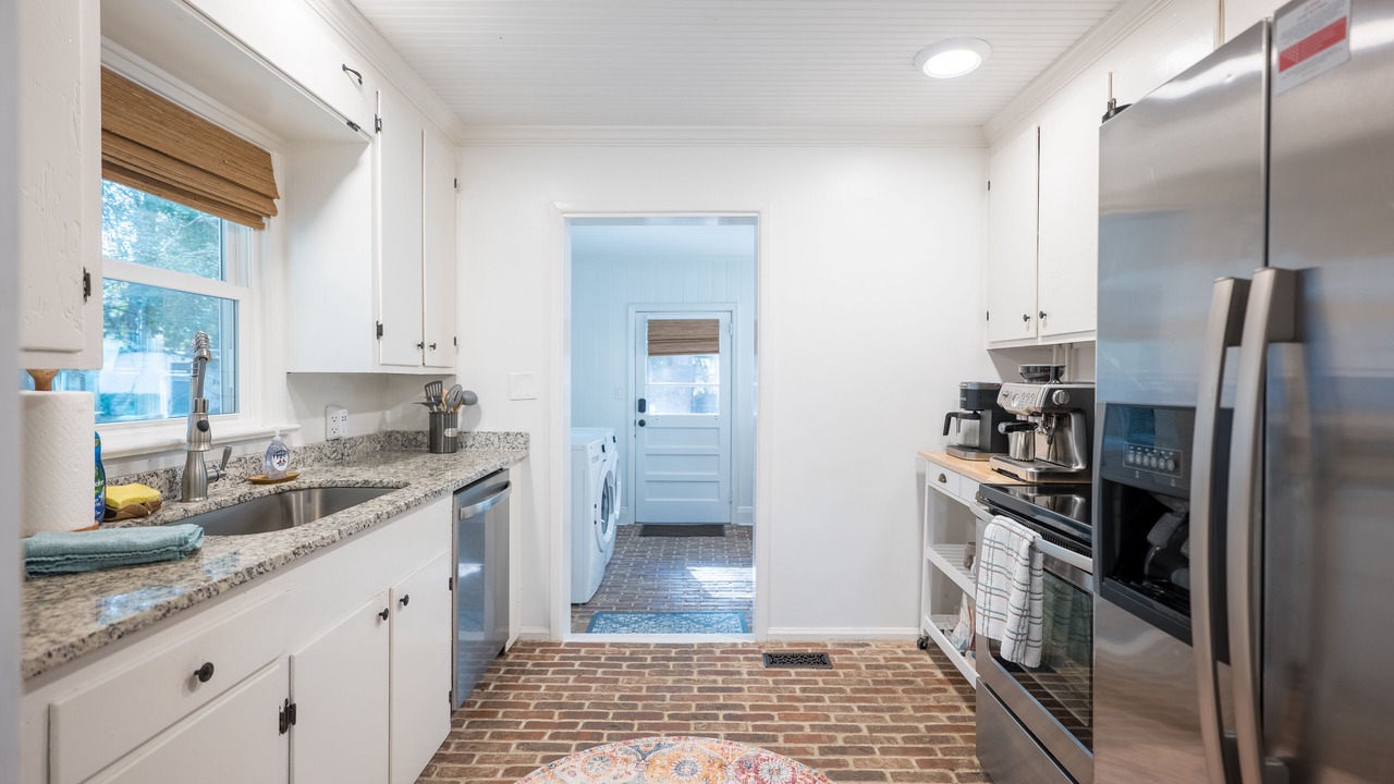 Photo of Kitchen in Valdosta