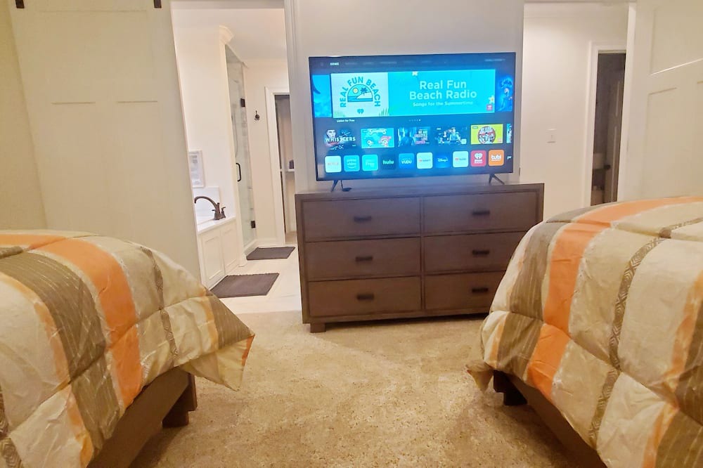 Photo of Bedroom in Gulf Hills
