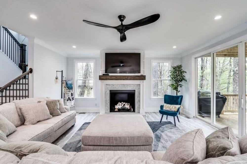 Photo of Livingroom in Winchester