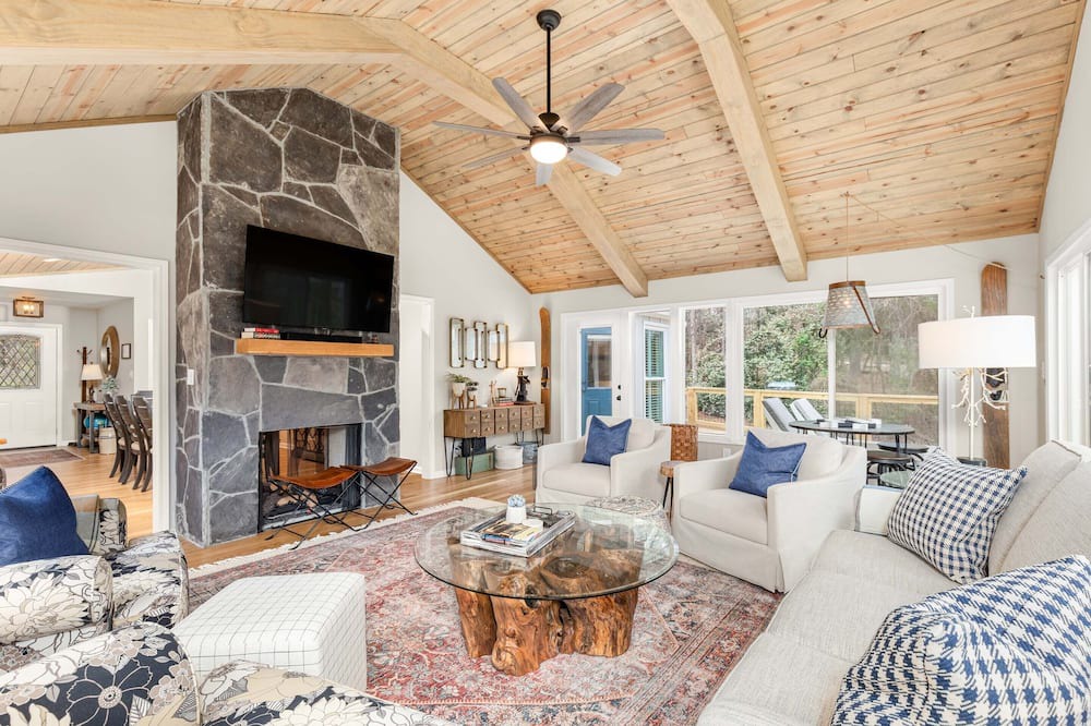 Photo of Livingroom in Milledgeville