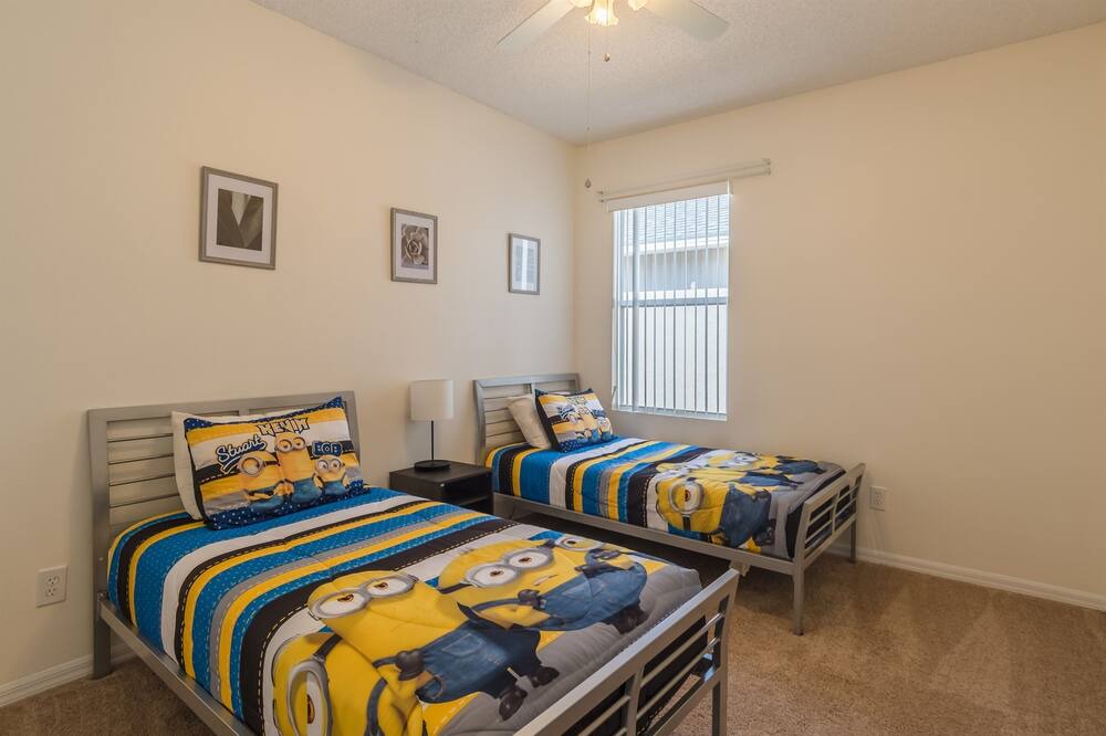 Photo of Bedroom in Sunset Ridge