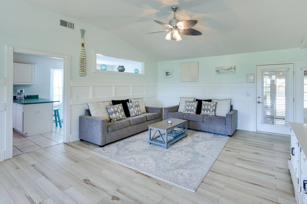 Photo of Livingroom in Saint Augustine Shores