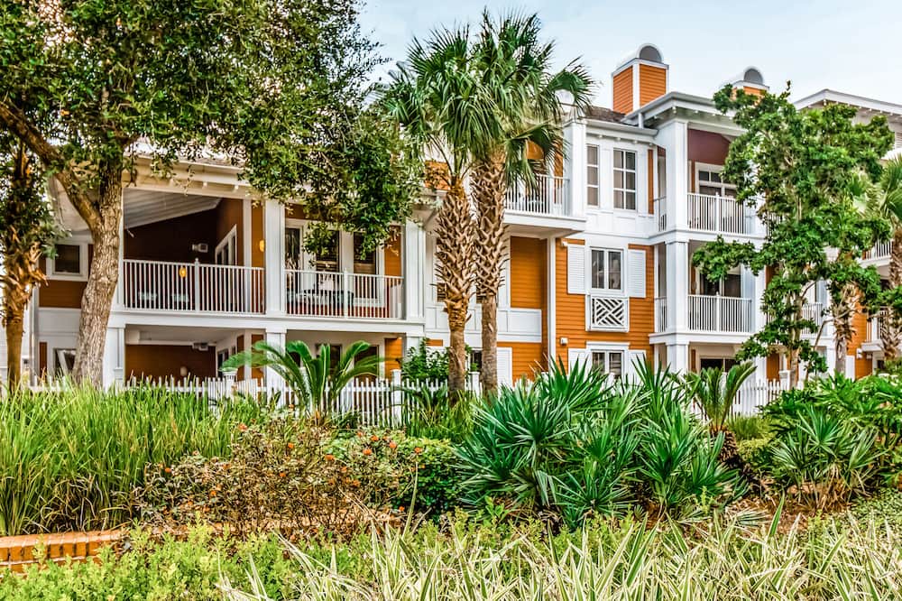 Photo of Outdoor in Baytowne Wharf