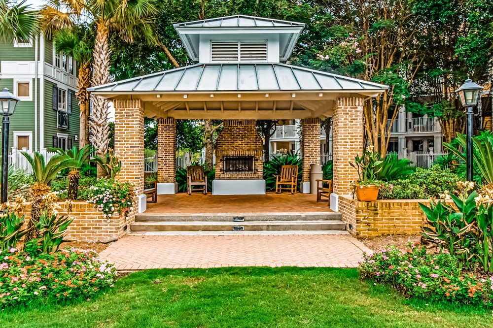 Photo of Outdoor in Baytowne Wharf