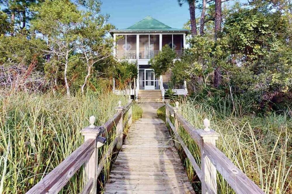 Photo of Outdoor in Ono Island